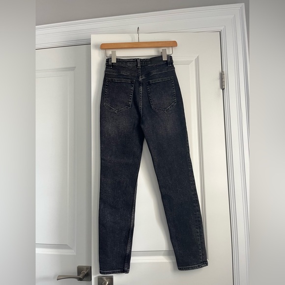 Zara Women’s Black Straight Leg Jeans Size 2 High Rise Everyday Denim, Casual - Picture 3 of 10